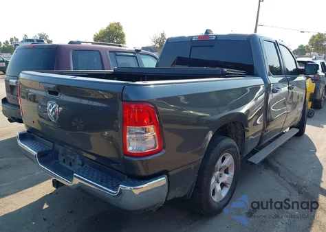 2022 Ram 1500 Big Horn 4X2 6'4 Box z USA, uszkodzony, nr VIN 1C6RREBG8NN268199